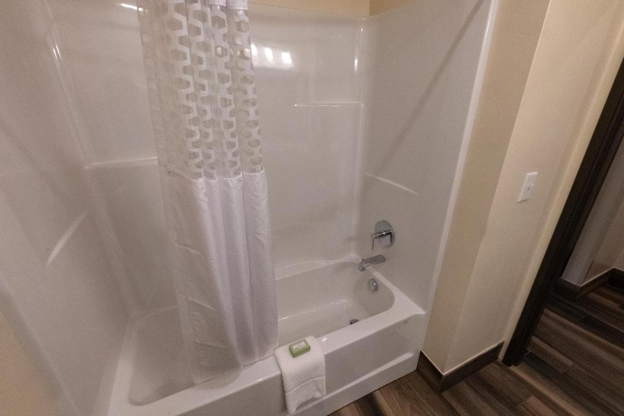 Cobblestone Hotel & Suites-Sheldon المظهر الخارجي الصورة